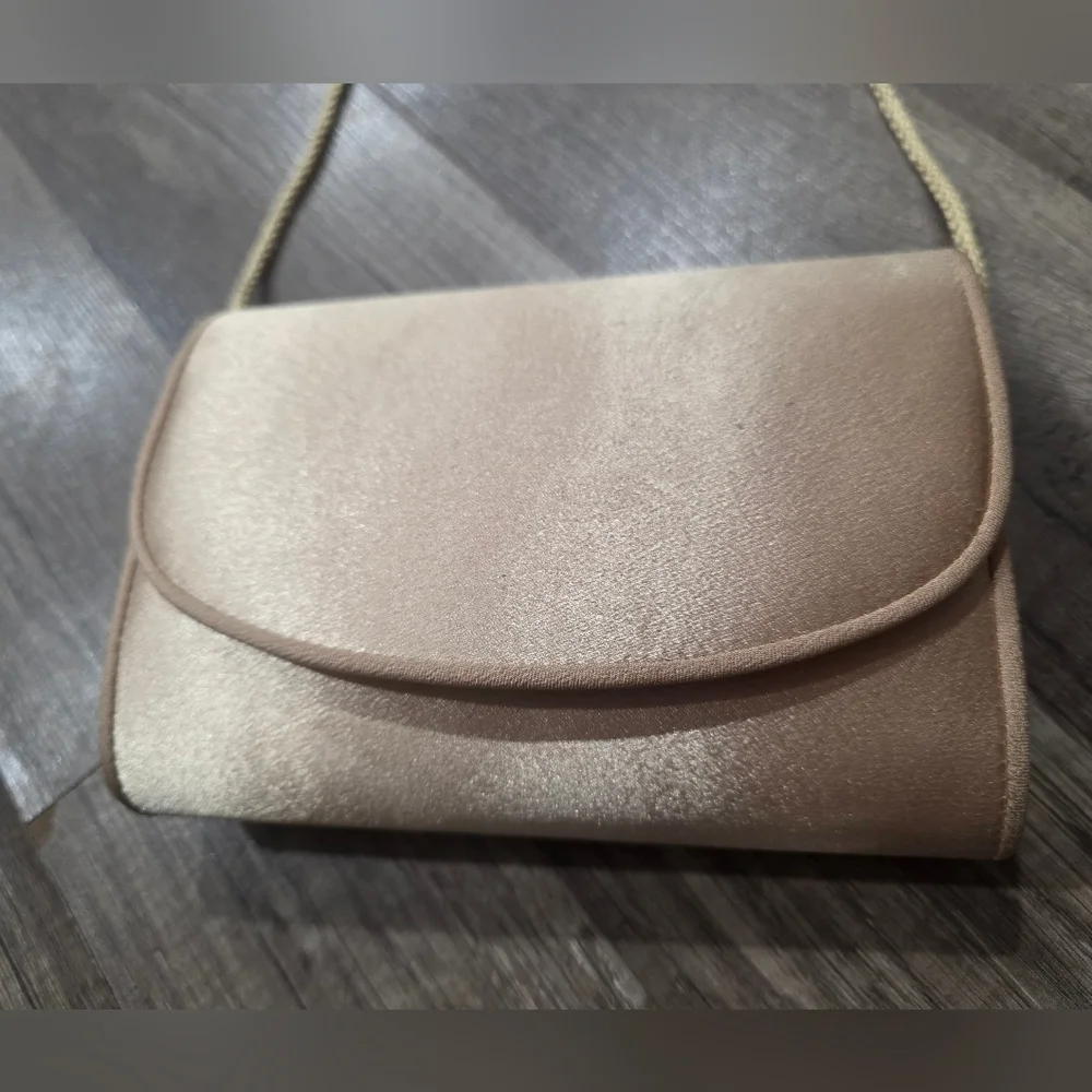 Vintage La R3gale Gold Champagne Satin Clutch Crossbody Bag Formal Prom Wedding